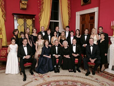 Những gia tộc quyền lực nhất đang bí mật kiểm soát thế&nbsp;giới